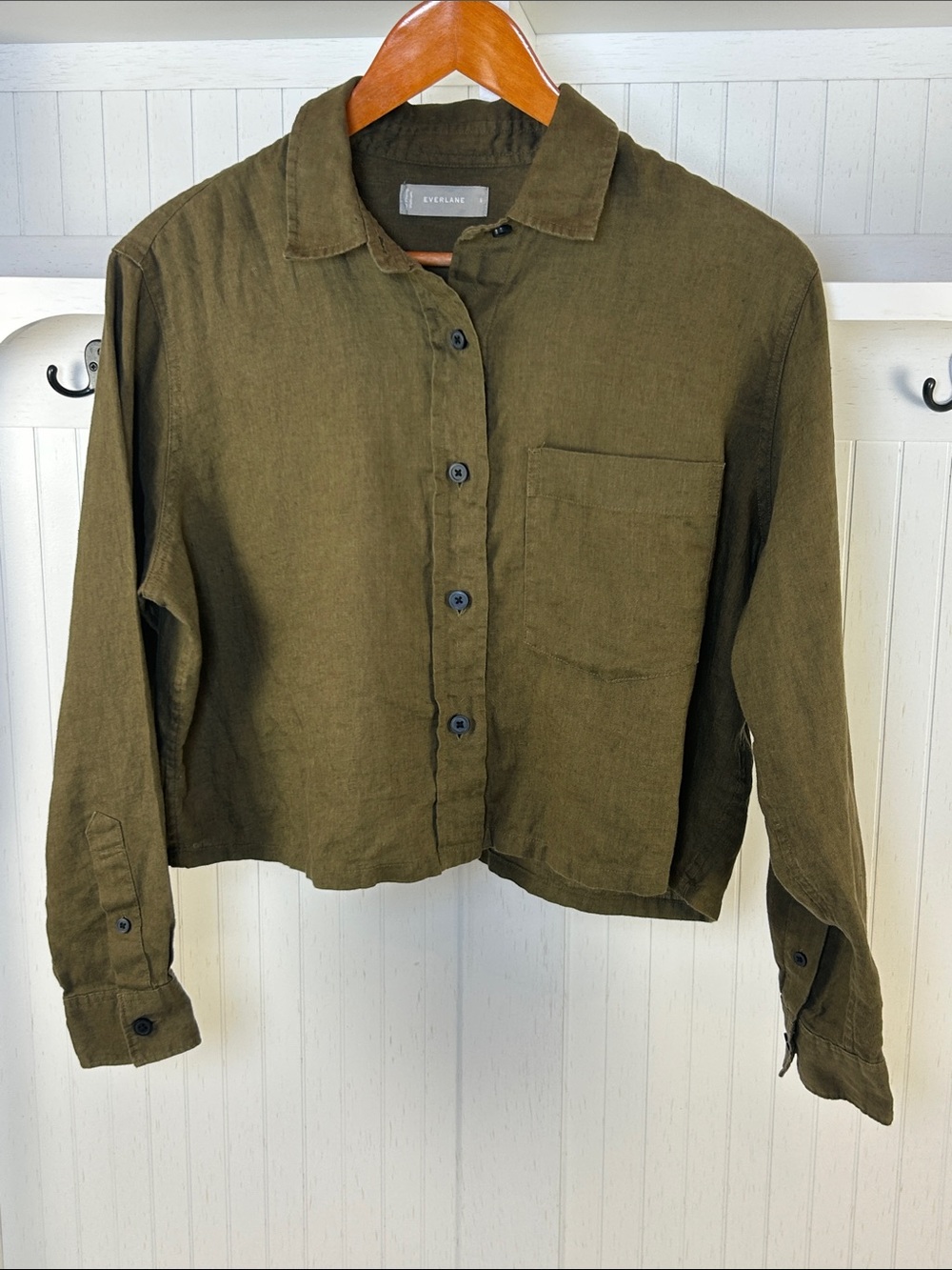 Everlane Olive Green 100% Linen Cropped Button Down Shirt